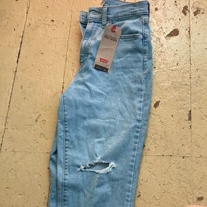 Levi's Women's Light Blue Jeans
